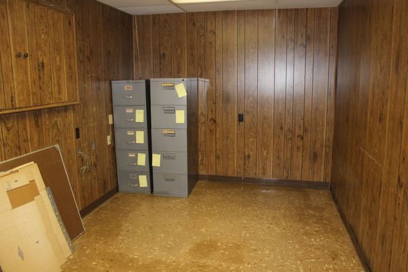 111 Nelson Rd, Yoakum, TX 77995